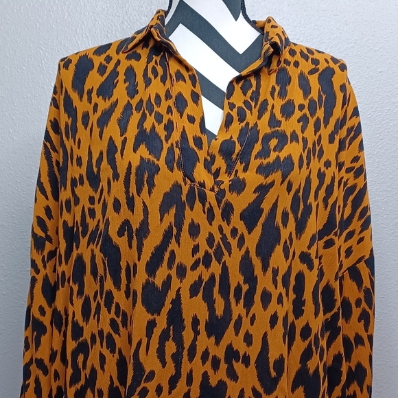 Umgee Leopard Print Collared V-Neck Boho Frayed Hem Sz L Tunic Top - Picture 4 of 15